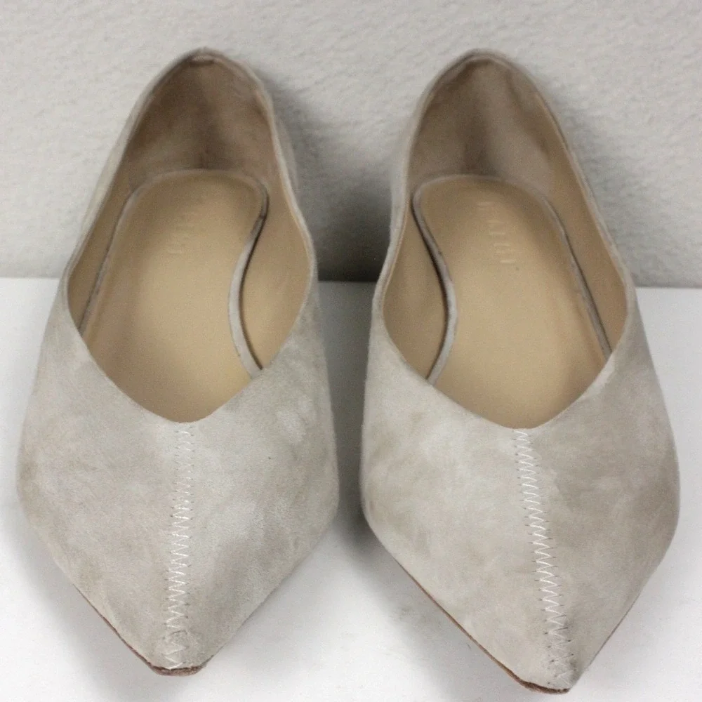 M.Gemi The Marzia 35 Pumps 38.5 Light Oatmeal Suede Pointed Toe Kitten Heel
